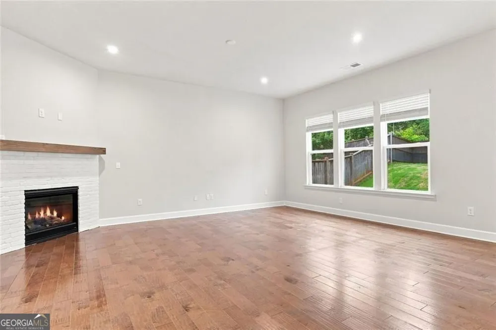 1118 Turnwell Kennesaw, GA 30152