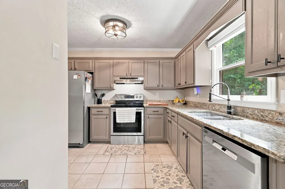 21 Yearling LN Big Canoe, GA 30143