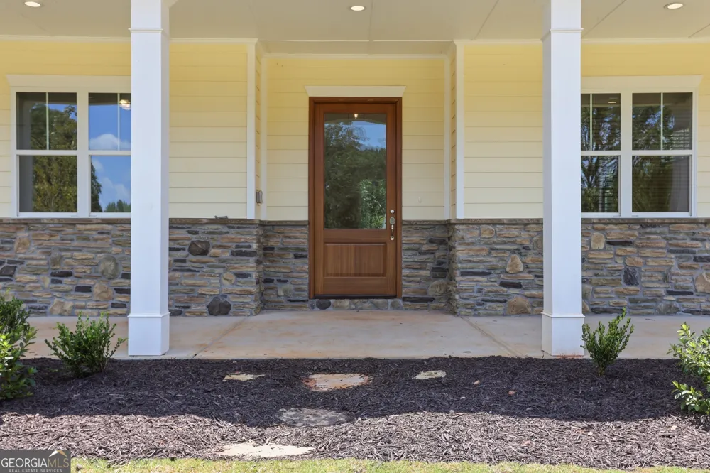 114 Grove Park DR Cornelia, GA 30531