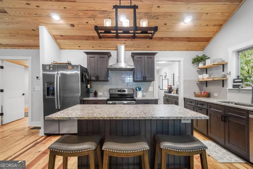 36 Dapple LN Ellijay, GA 30540