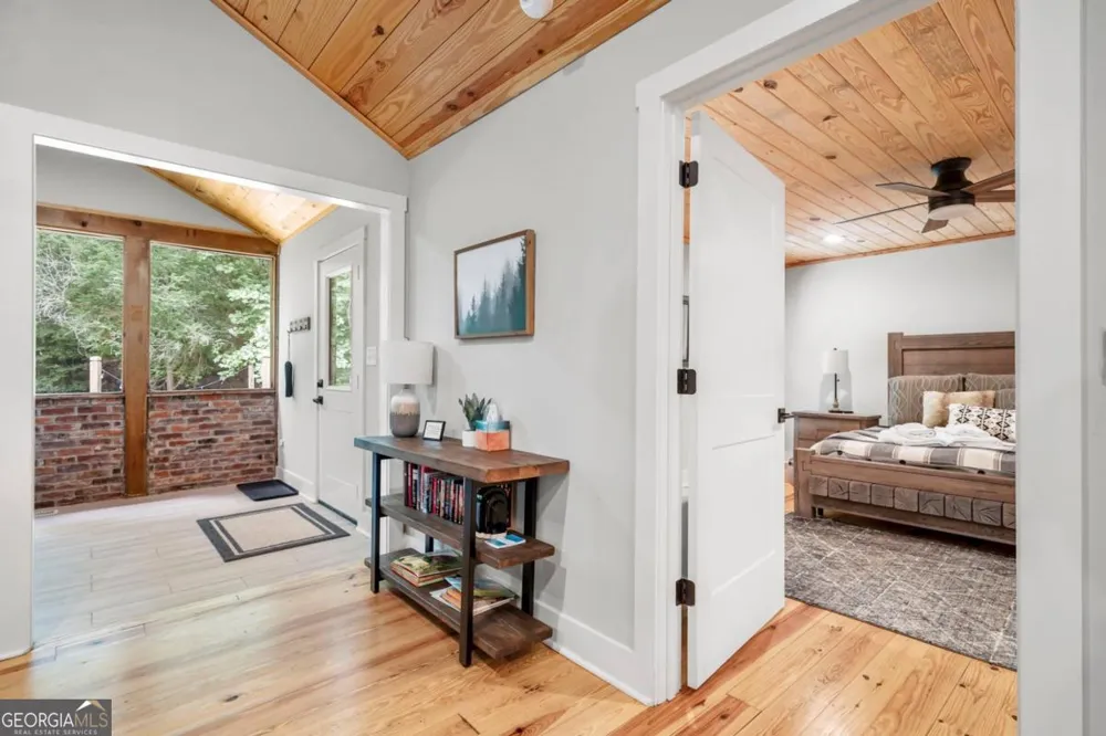 36 Dapple LN Ellijay, GA 30540