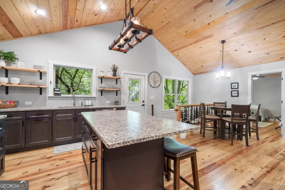 36 Dapple LN Ellijay, GA 30540