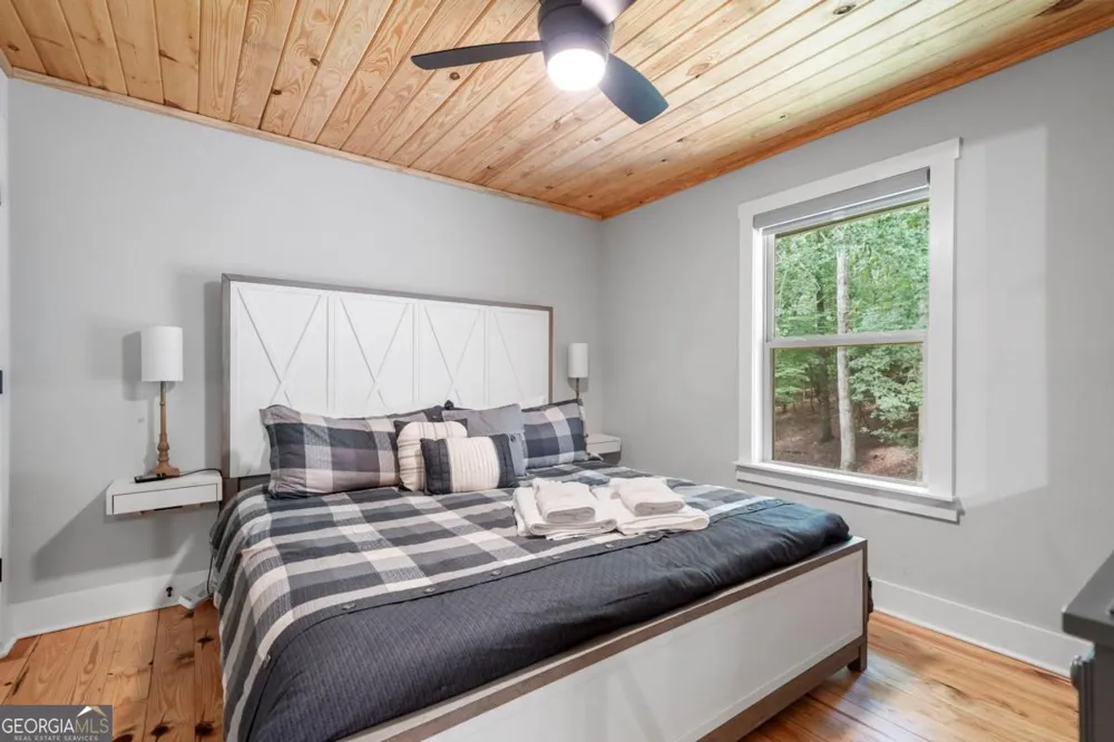 36 Dapple LN Ellijay, GA 30540