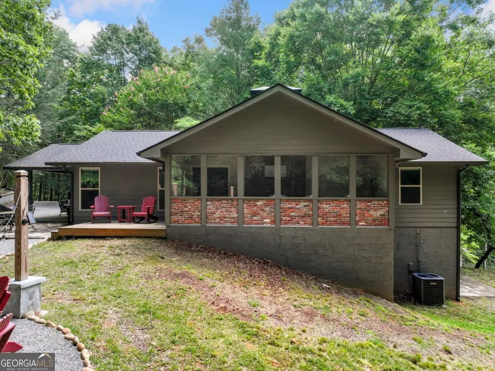 36 Dapple LN Ellijay, GA 30540