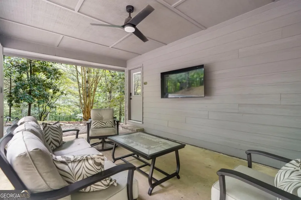 36 Dapple LN Ellijay, GA 30540