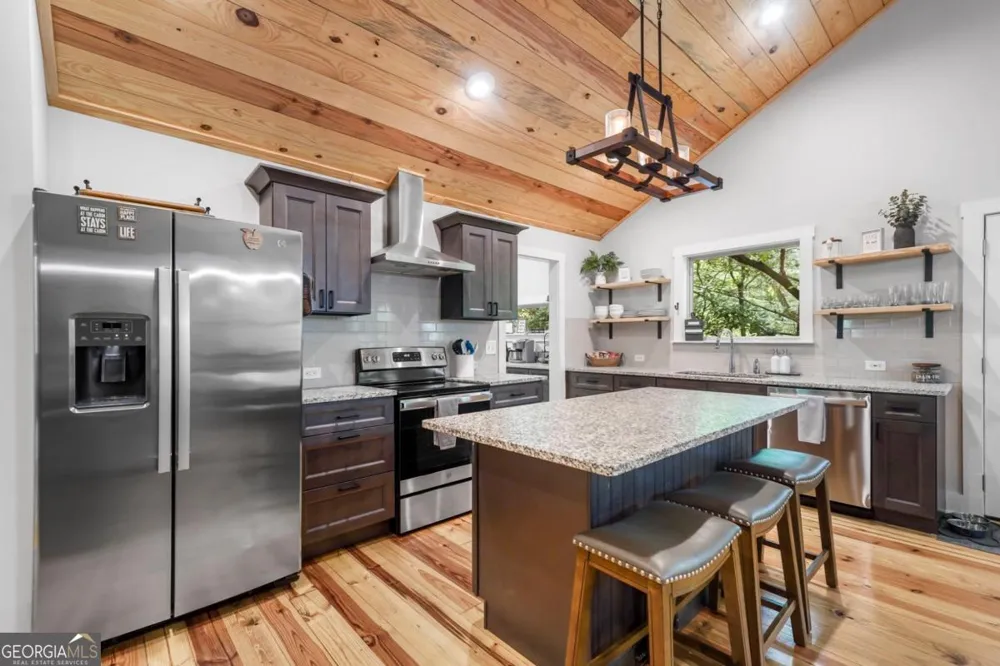 36 Dapple LN Ellijay, GA 30540