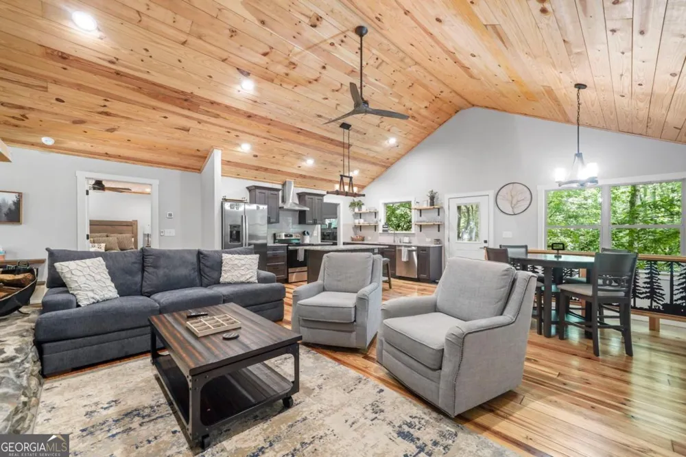 36 Dapple LN Ellijay, GA 30540