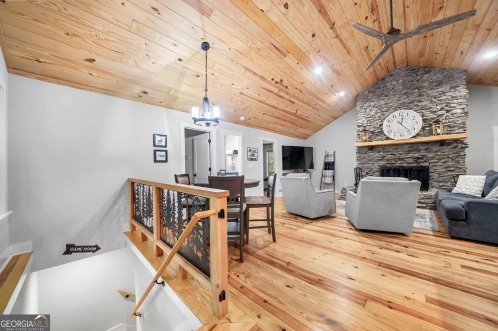 36 Dapple LN Ellijay, GA 30540
