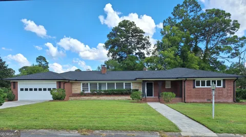 3145 Pasadena DR
