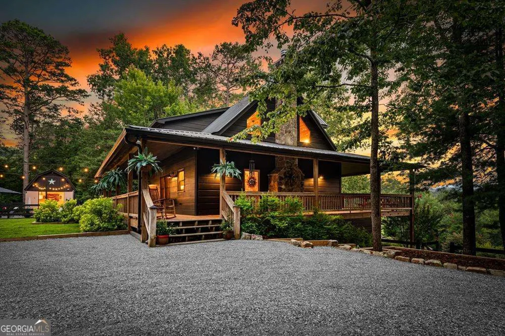 185 Austin Mountain RD Copperhill, TN 37317