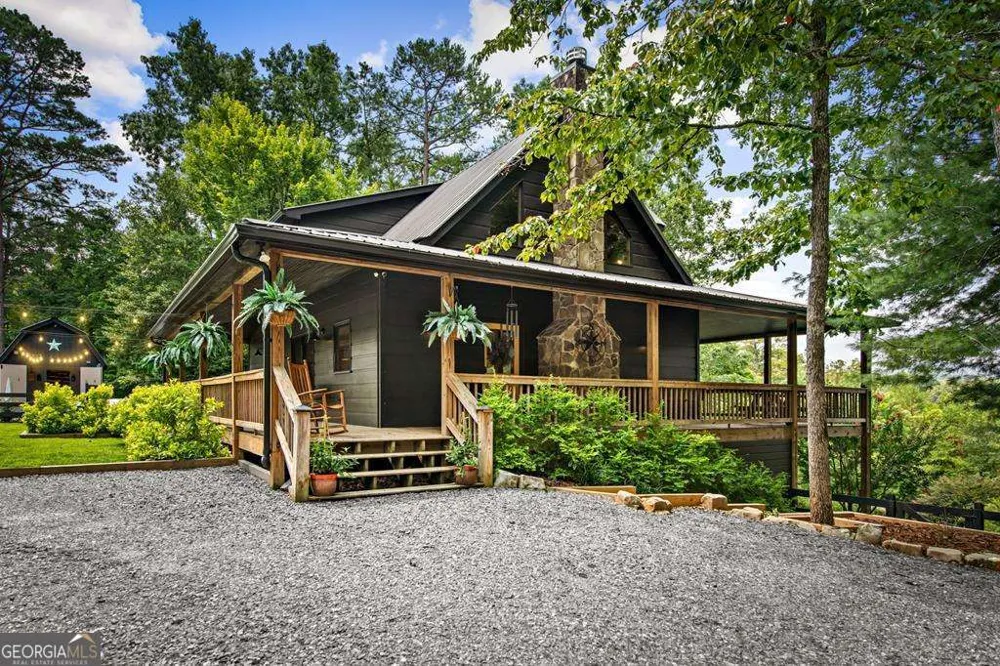 185 Austin Mountain RD Copperhill, TN 37317