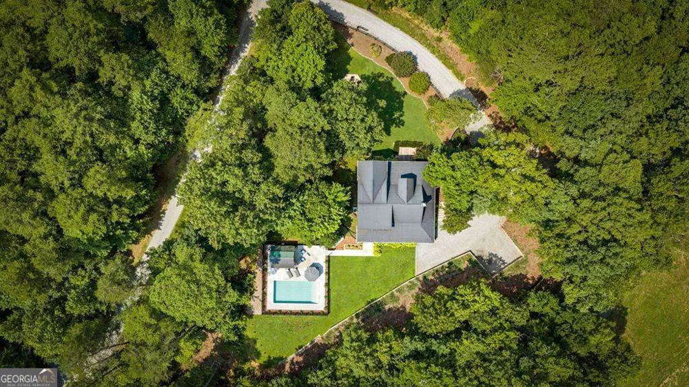185 Austin Mountain RD Copperhill, TN 37317