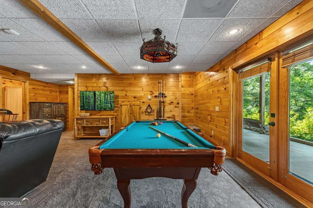 185 Austin Mountain RD Copperhill, TN 37317