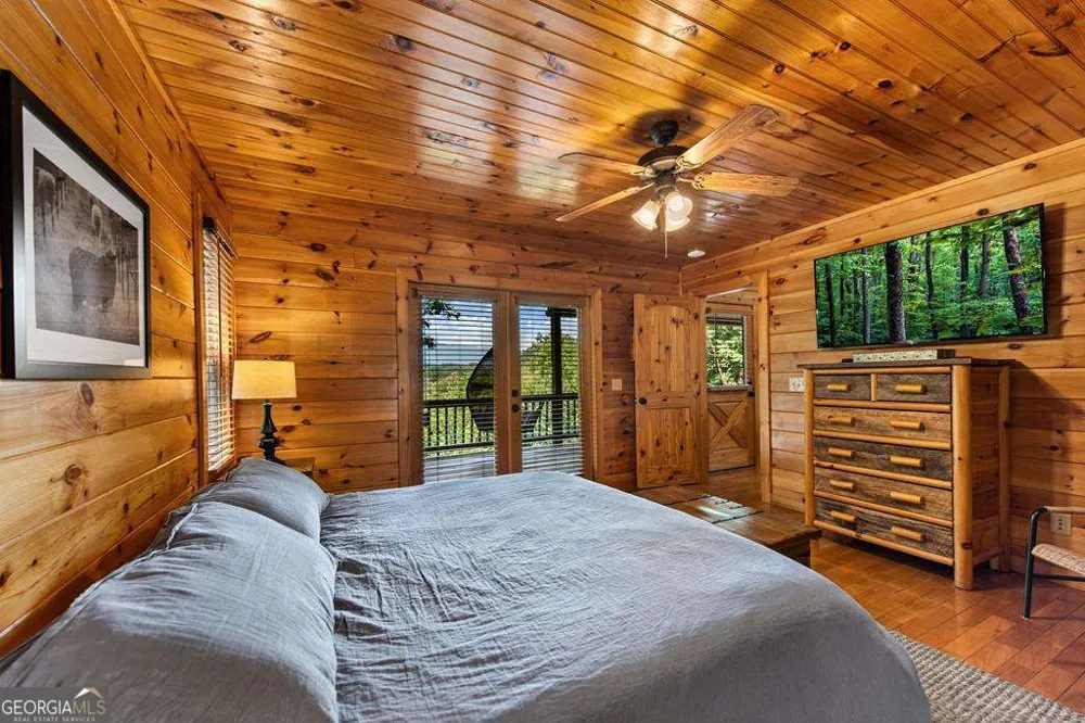 185 Austin Mountain RD Copperhill, TN 37317