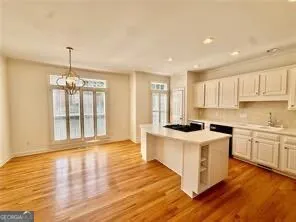 14 Carrington WAY Sandy Springs, GA 30328