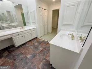 14 Carrington WAY Sandy Springs, GA 30328