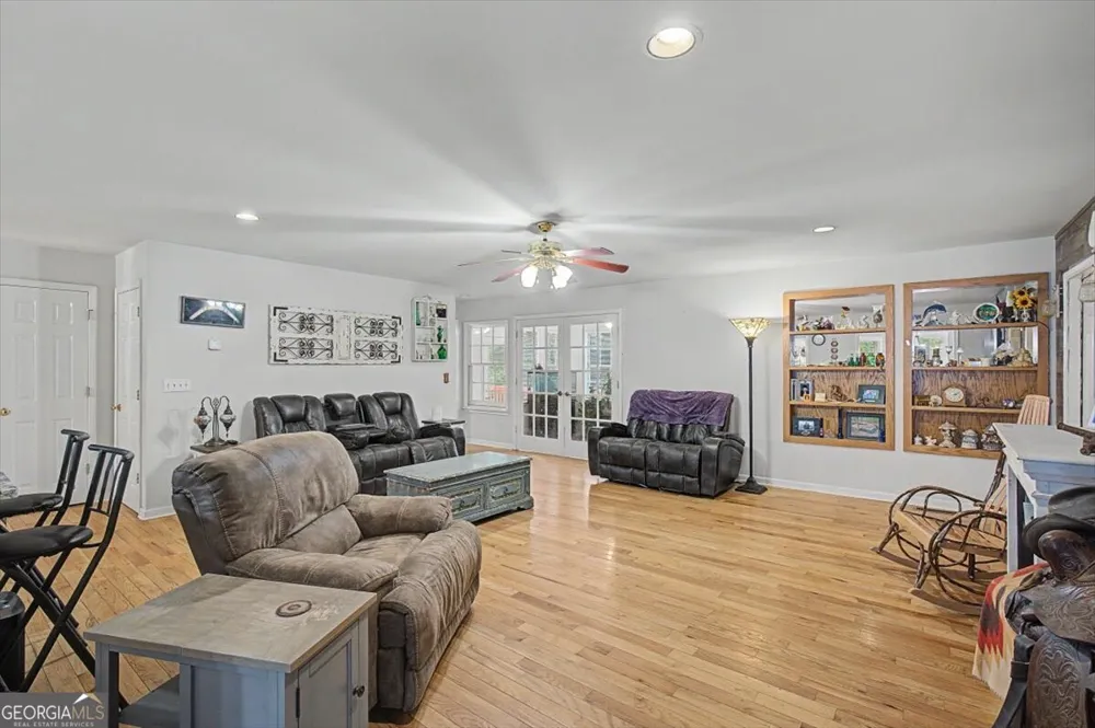 295 Josie LN Canton, GA 30114