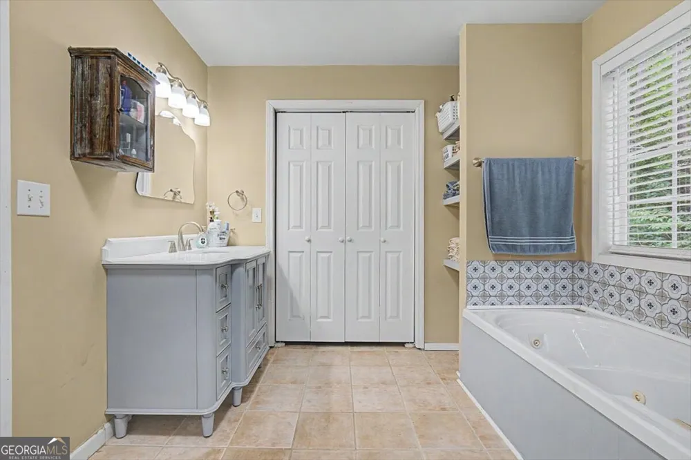 295 Josie LN Canton, GA 30114