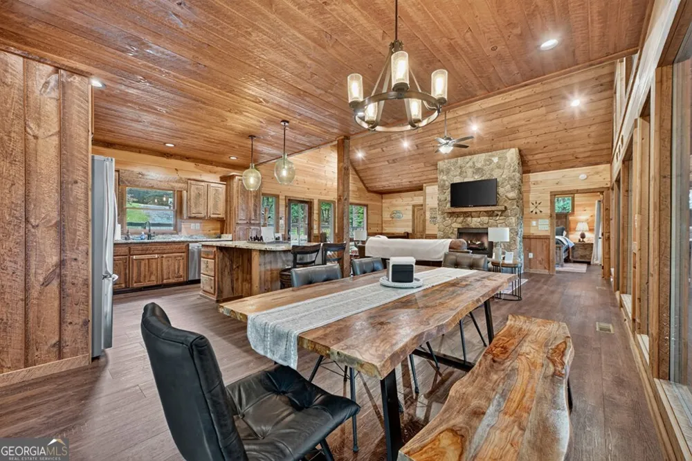 187 Hayden Way DR Morganton, GA 30560