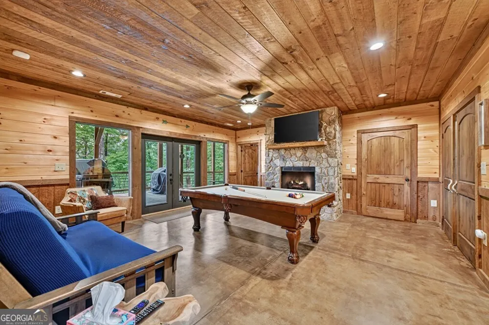 187 Hayden Way DR Morganton, GA 30560