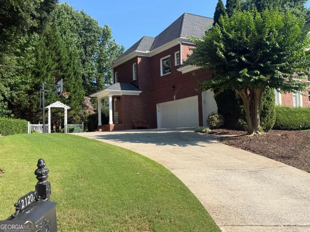 2120 Falling Water CT Cumming, GA 30041
