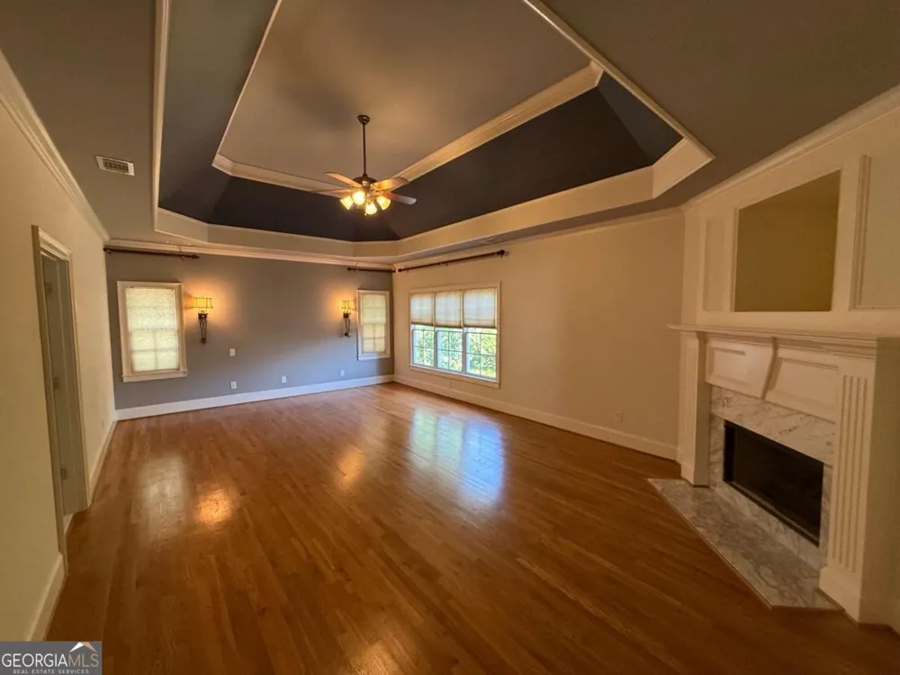 2120 Falling Water CT Cumming, GA 30041