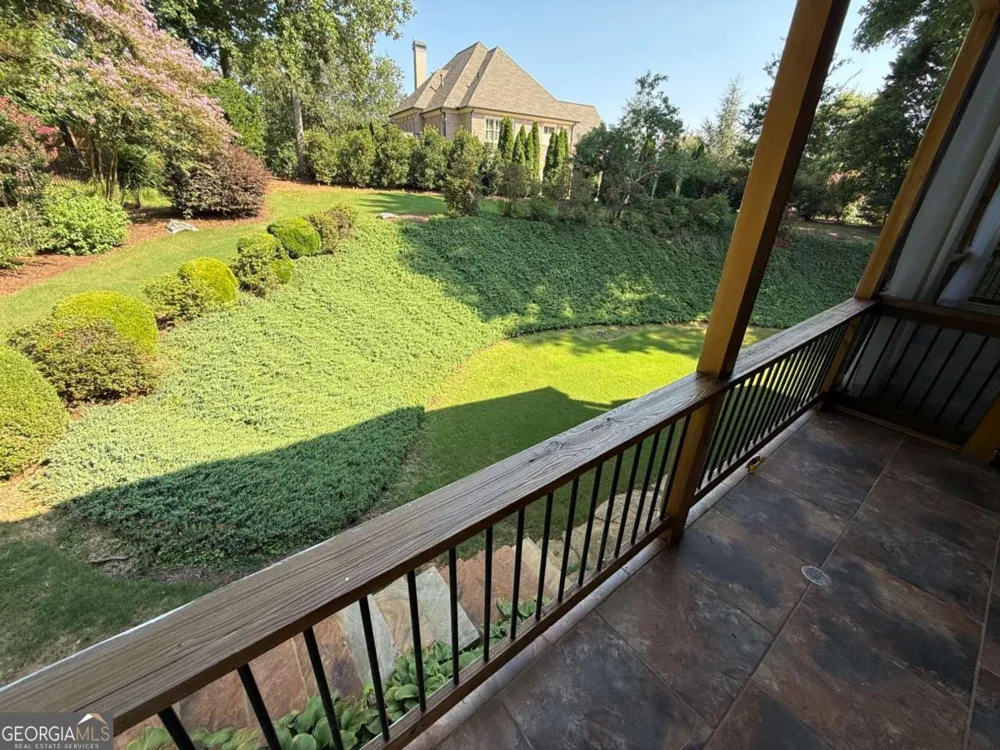 2120 Falling Water CT Cumming, GA 30041