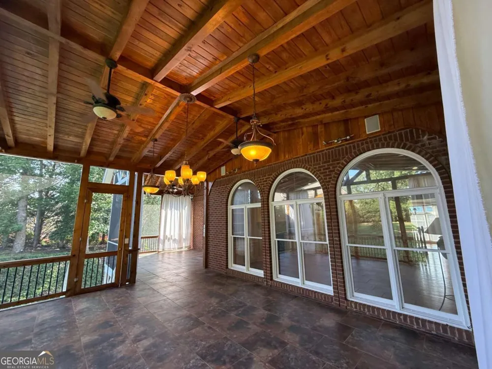 2120 Falling Water CT Cumming, GA 30041