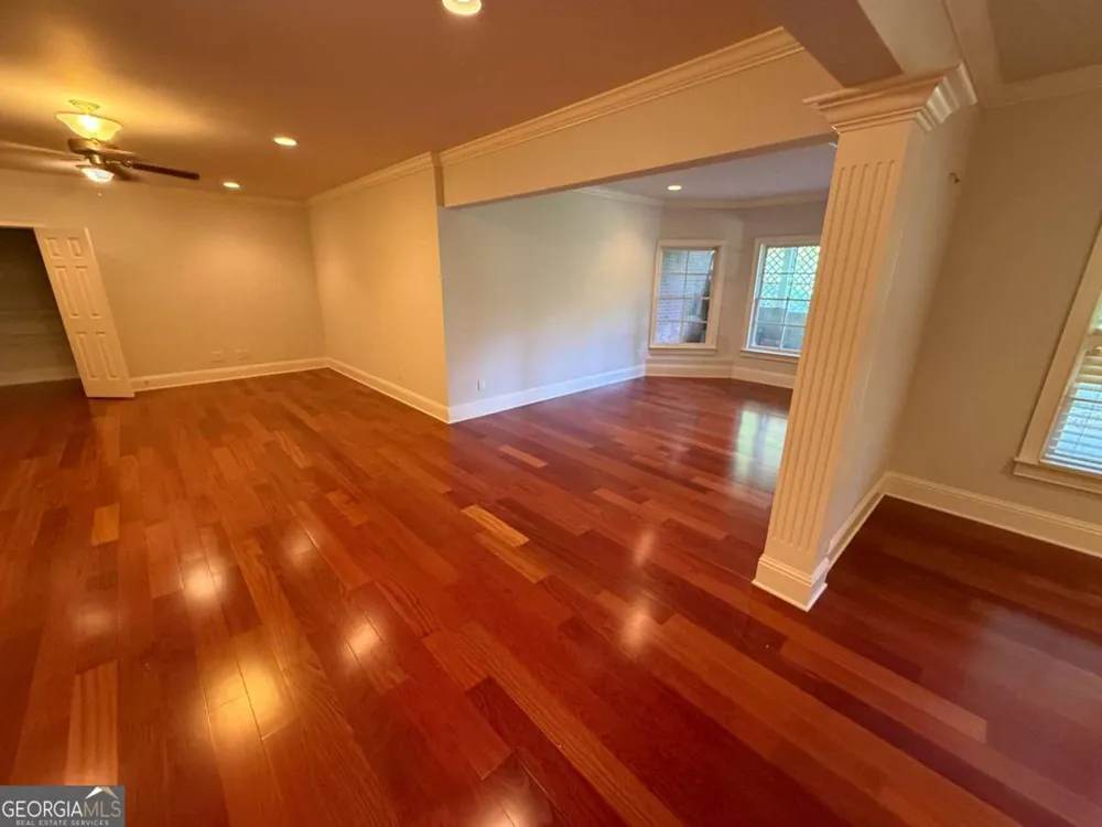 2120 Falling Water CT Cumming, GA 30041