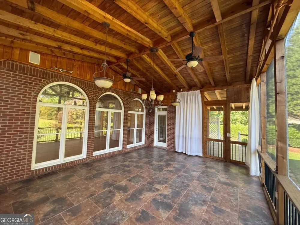 2120 Falling Water CT Cumming, GA 30041