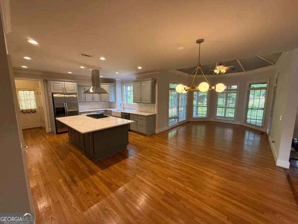 2120 Falling Water CT Cumming, GA 30041