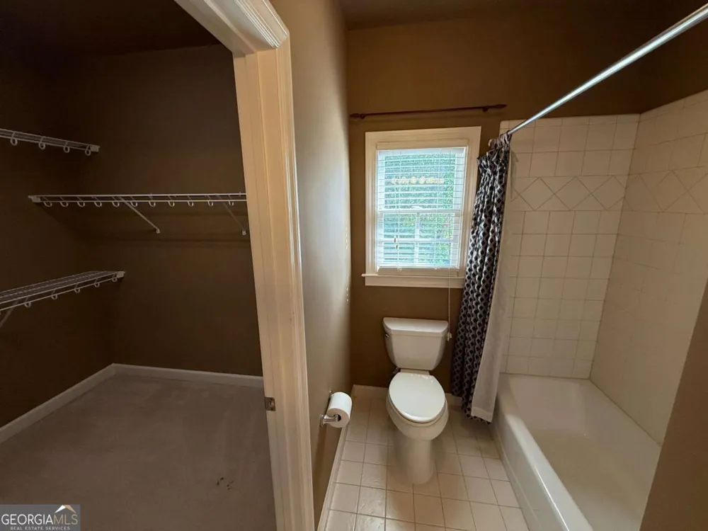 2120 Falling Water CT Cumming, GA 30041