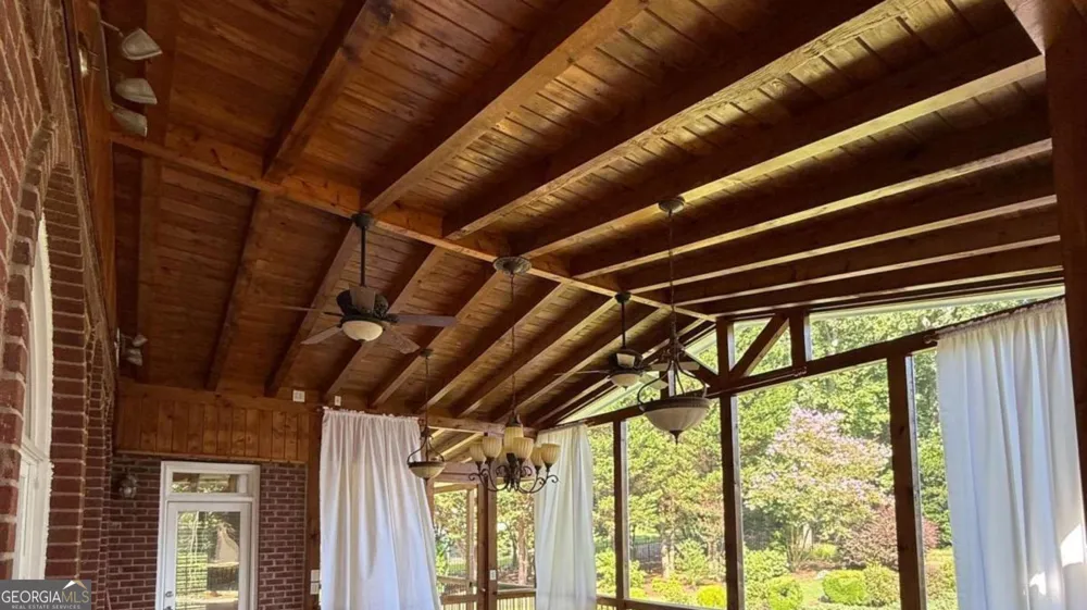 2120 Falling Water CT Cumming, GA 30041