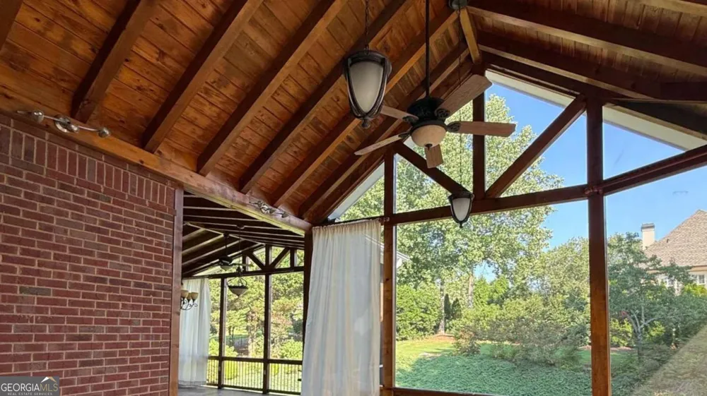 2120 Falling Water CT Cumming, GA 30041