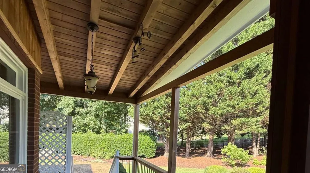 2120 Falling Water CT Cumming, GA 30041
