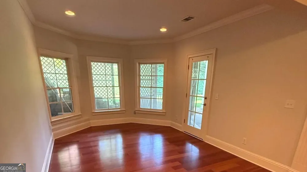 2120 Falling Water CT Cumming, GA 30041
