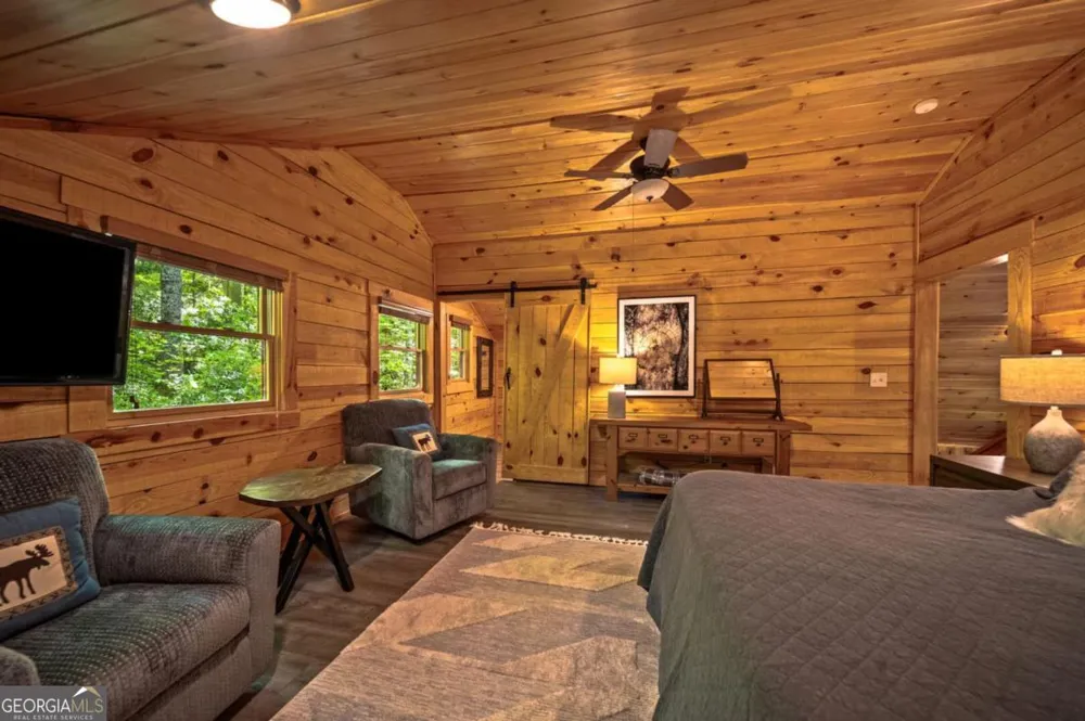 469 North Lake DR Ellijay, GA 30536