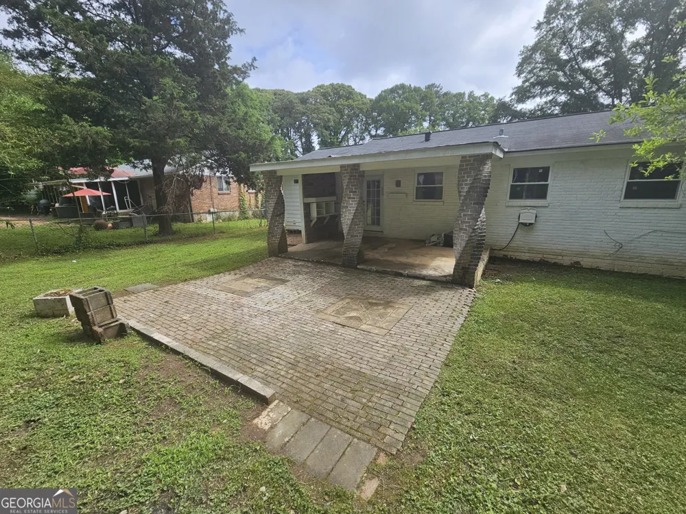 349 Roxbury DR Riverdale, GA 30274