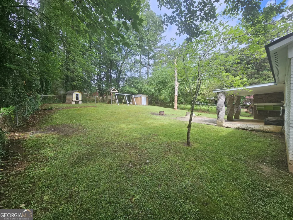349 Roxbury DR Riverdale, GA 30274