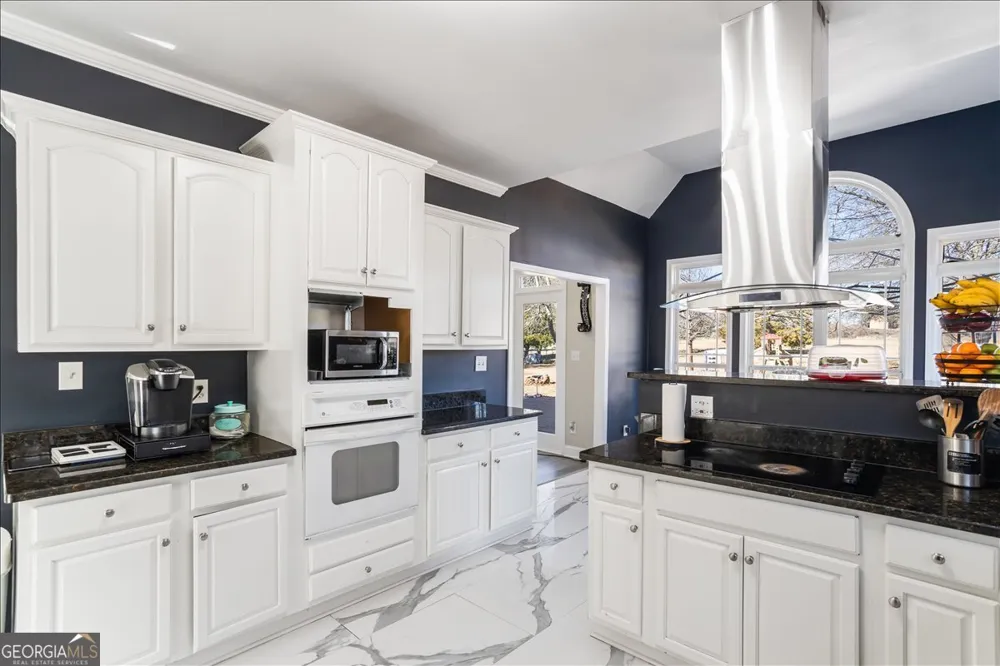 3955 Pucketts RD Snellville, GA 30039