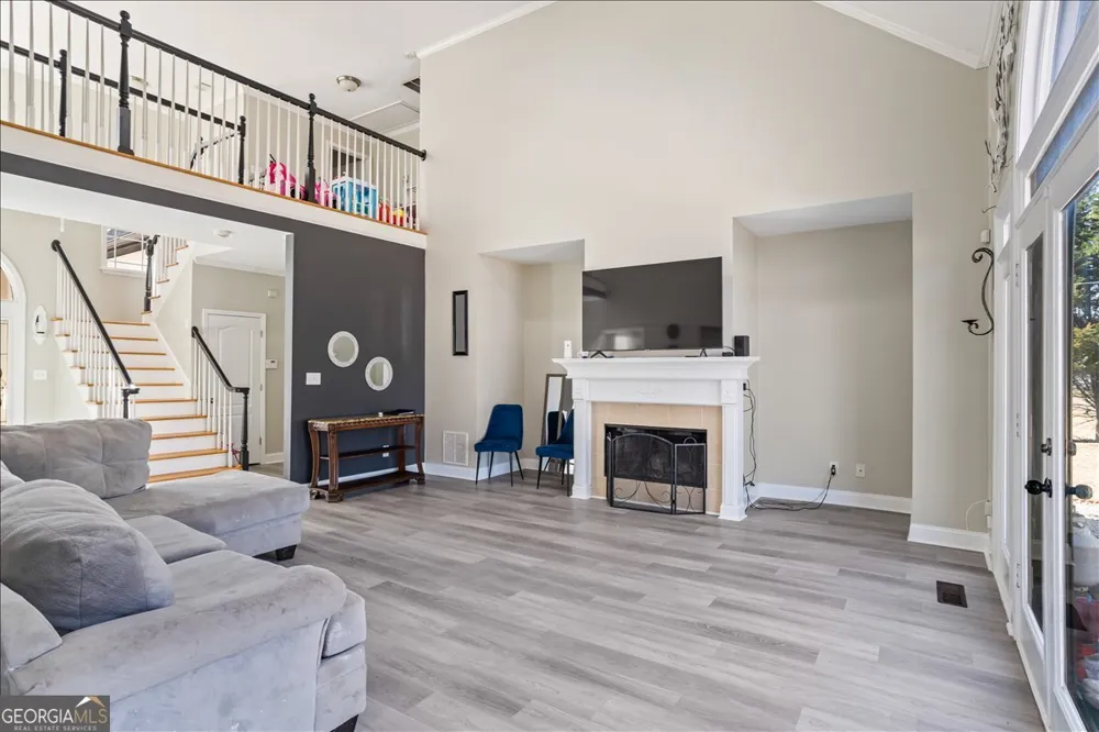 3955 Pucketts RD Snellville, GA 30039