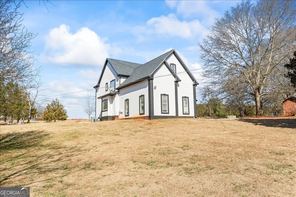 3955 Pucketts RD Snellville, GA 30039
