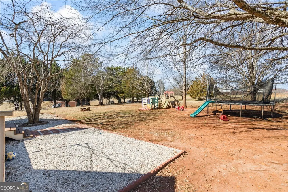 3955 Pucketts RD Snellville, GA 30039