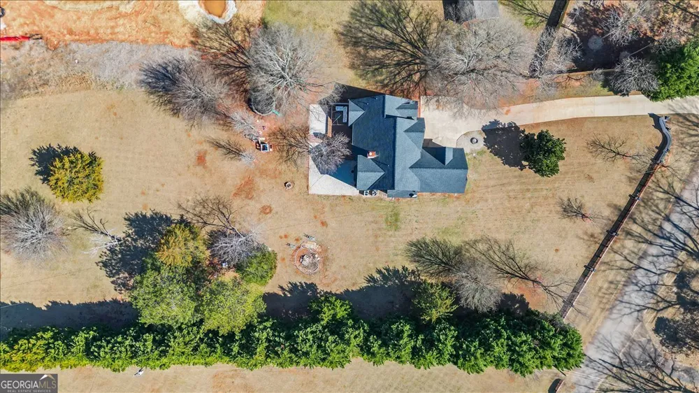 3955 Pucketts RD Snellville, GA 30039