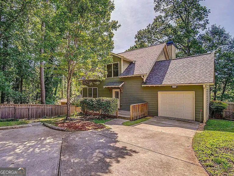 3530 Glenwood RD Decatur, GA 30032