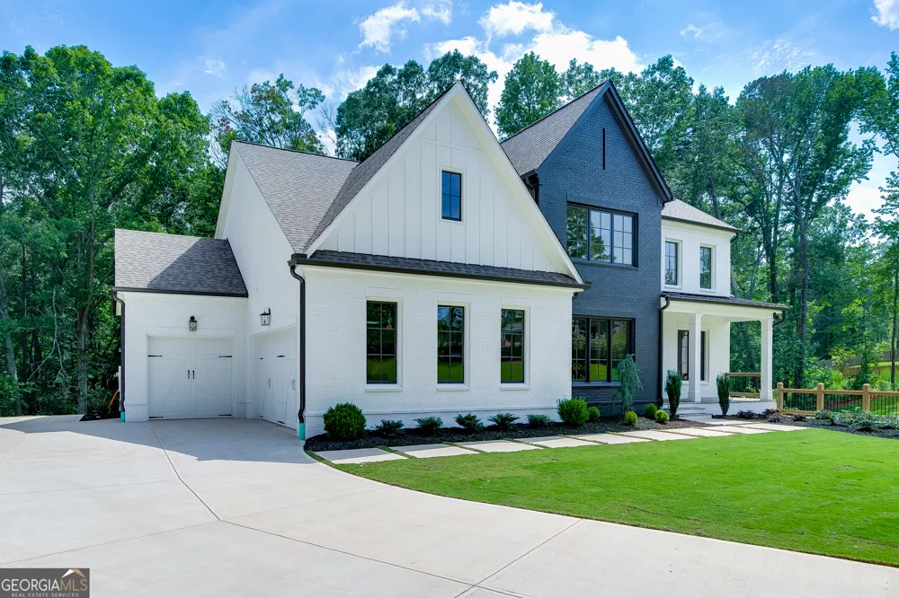 2975 N Bogan RD NE Buford, GA 30519