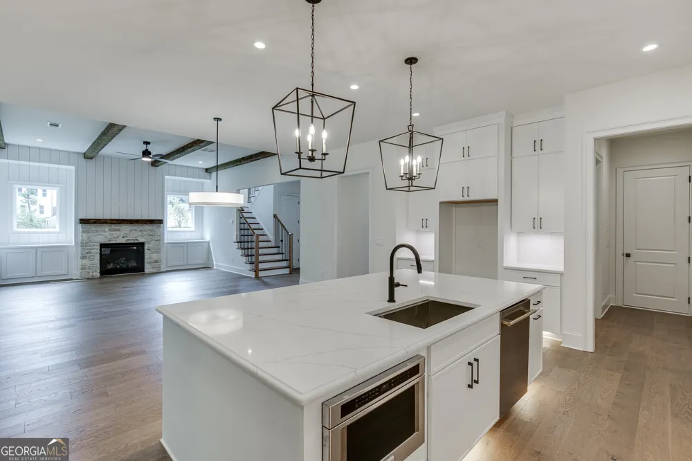2975 N Bogan RD NE Buford, GA 30519