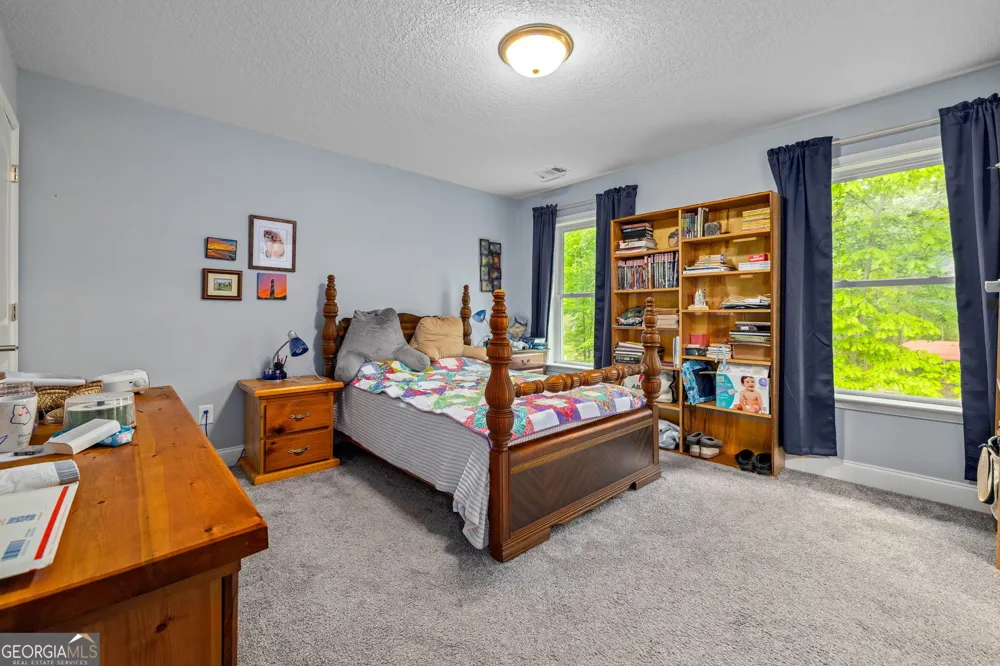 527 Louden Ridge RD Alto, GA 30510