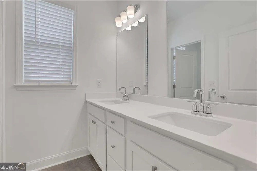 3198 Shirecrest Lane Dacula, GA 30019
