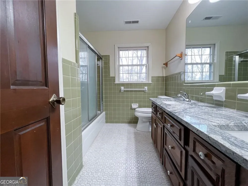 195 Deerfield RD Bogart, GA 30622